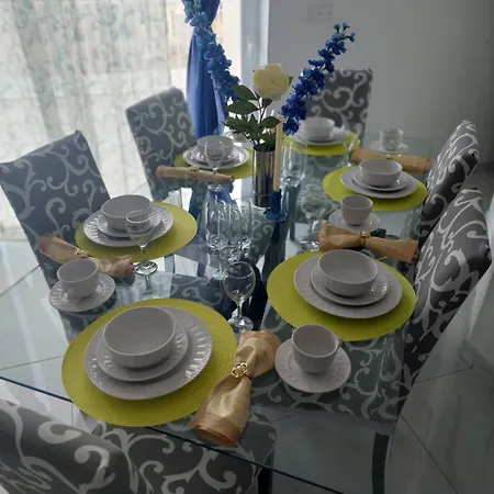 Mb Sea View Apartament *