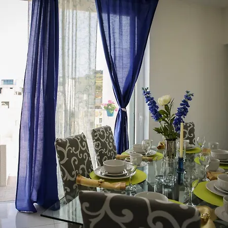 Mb Sea View Apartament